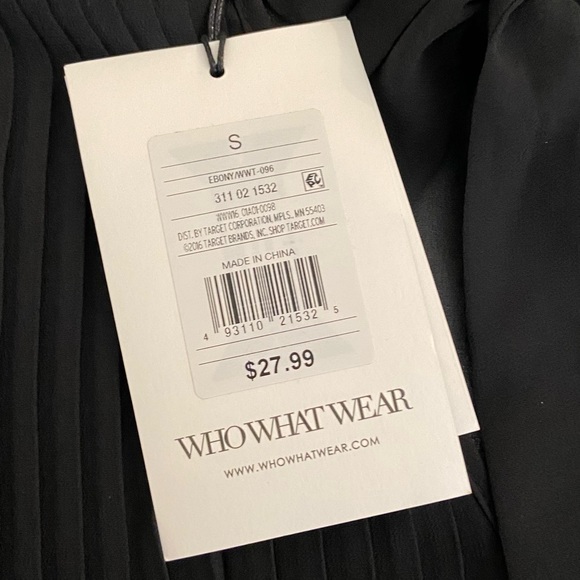 WHOWHATWEAR Sheer Accordion Pleat Tie Neck Blouse - Picture 14 of 16